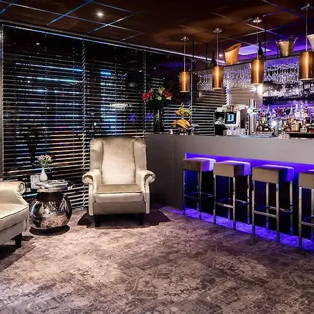 Luxury - Member Of Warwick Hotel Amsterdam