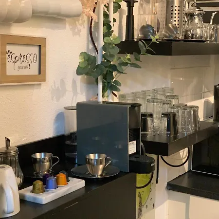 2-room Flat Near Arena N Ziggo Dome, Perfect For 2 Couples Apartamento