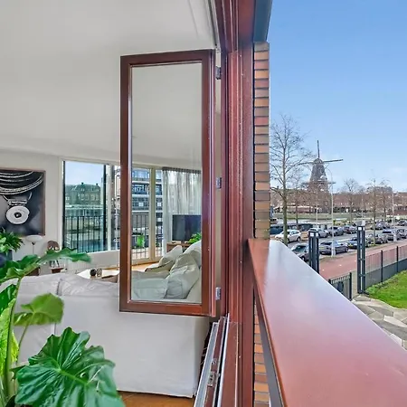 170m2 With Jacuzzi & Steam Bath In Center Of Ámsterdam