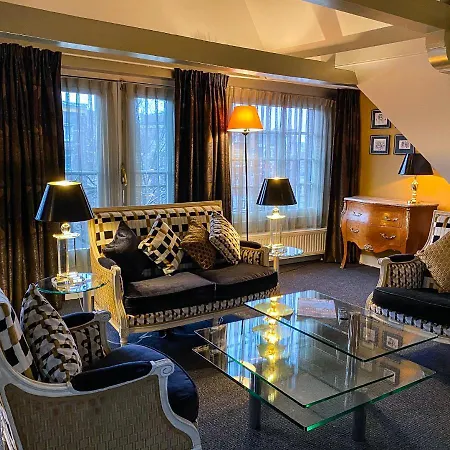 Hotel Ambassade