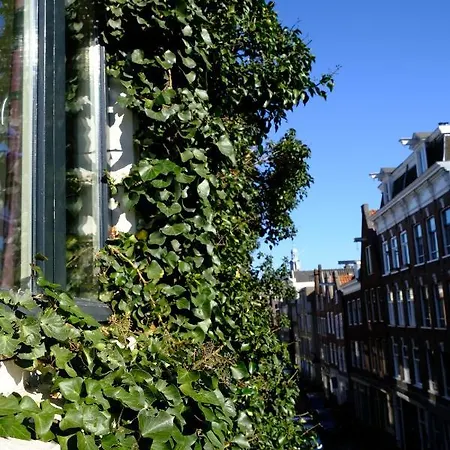 Eelhouse Private
