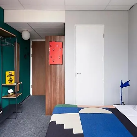 The Social Hub West Hotel