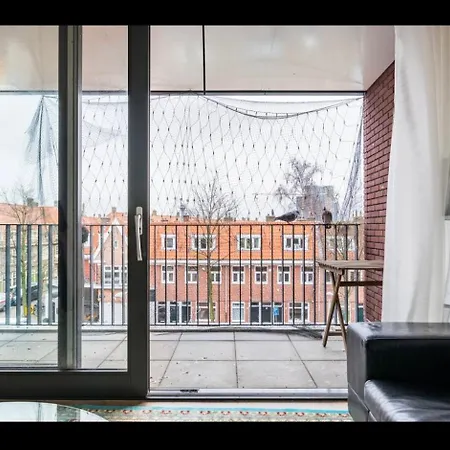 Apartment 4-bedroom- Central Located- 120 Sqr Meter *
