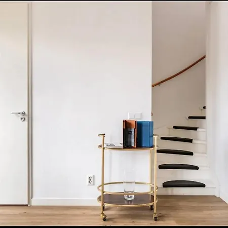 4-bedroom- Central Located- 120 Sqr Meter Apartment Amsterdam