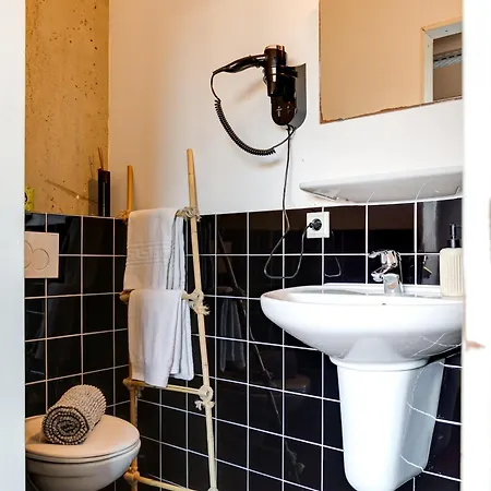 Clinkmama Hostal Ámsterdam
