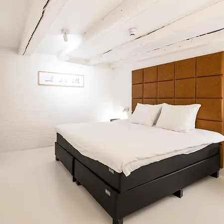 Apartahotel Yays Salthouse Canal By Numa 4*