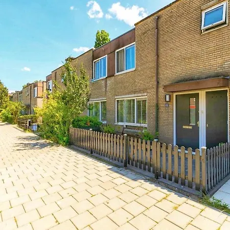 度假居 Spacious And Cozy House With Affordable Parking *