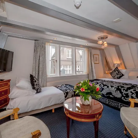 Hotel Ambassade 4*