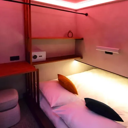 The Hyve Capsule *