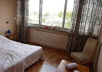 Ijplein Amsterdam