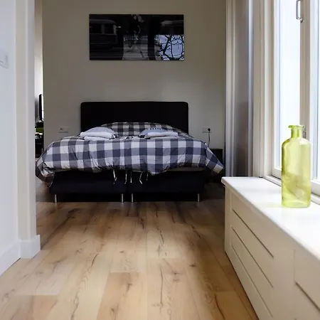 Hendrik Apartamento *