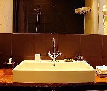 Weber 397 أمستردام