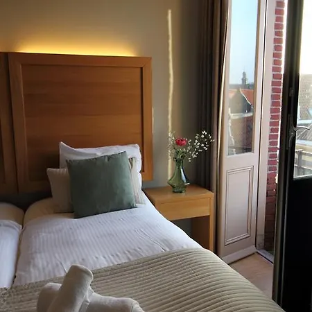 The Bank 3*