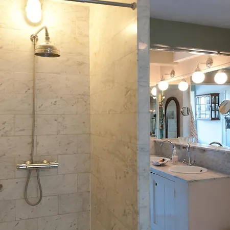 Herengracht 21 Bed and Breakfast 2*