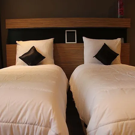 Dream Hotel 3*