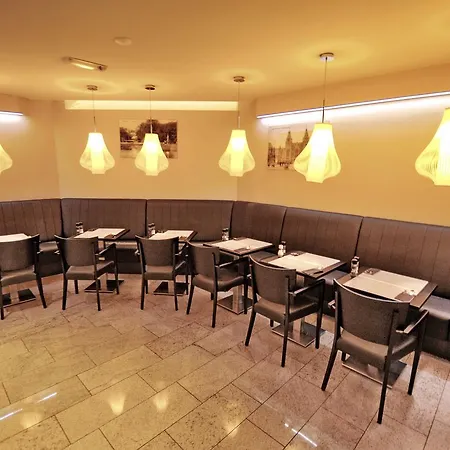 Parkview Hotel 3*