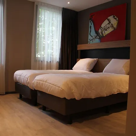 Dream Hotel 3*