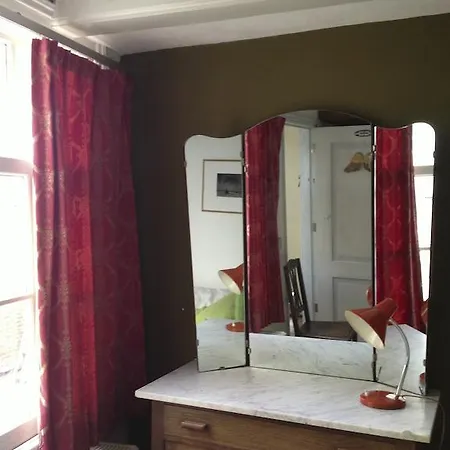 Bed & Breakfast The Blue Sheep 3*
