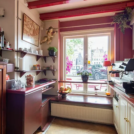 Отель House 3*