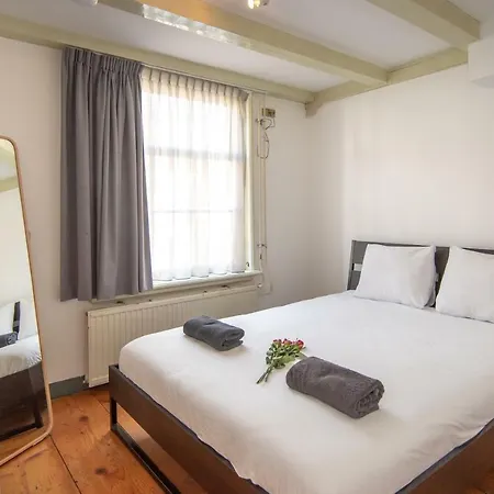 Spacious Central City With Big Private Sundeck! * Amsterdam