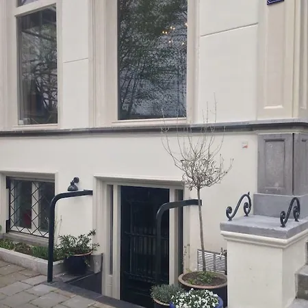 Quiet For 4 At Park In Center Appartement
