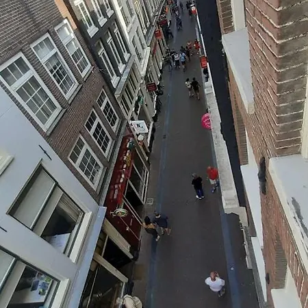 Red Light District Cozy Apartment