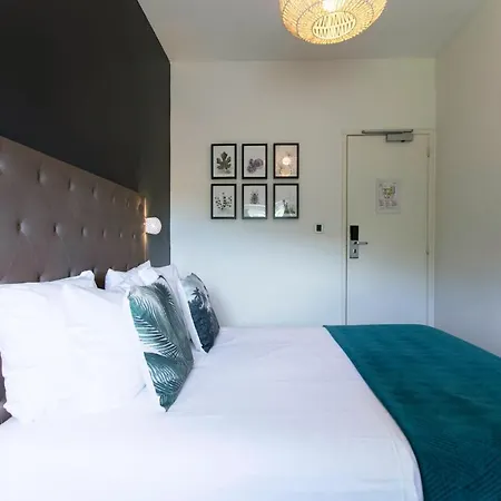 Hotel Quentin 3*