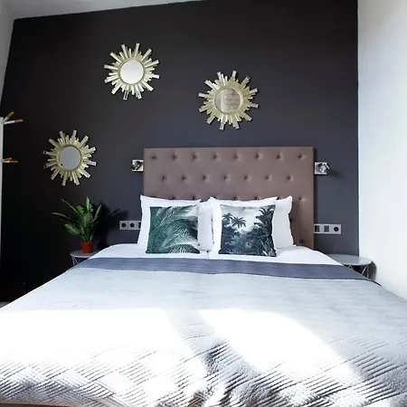 Hotell Quentin 3*