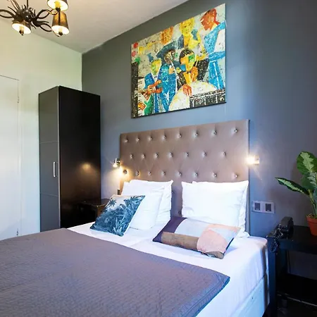 Quentin England Hotel