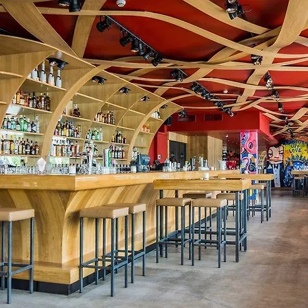 Apollo Amsterdam, A Tribute Portfolio 4* Amsterdam