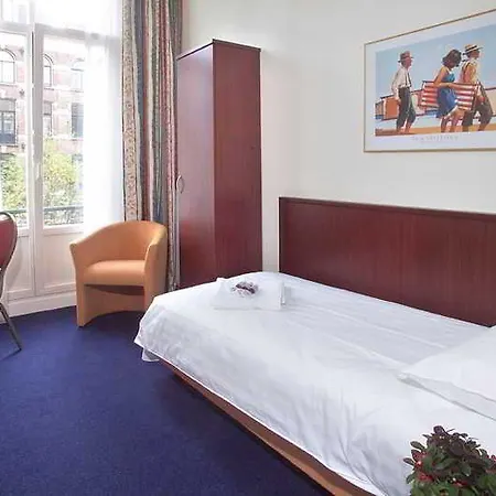 Alexander Hotel