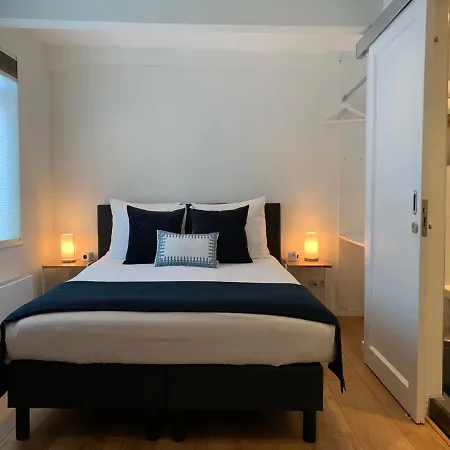 Bed & Breakfast Ph93 3*