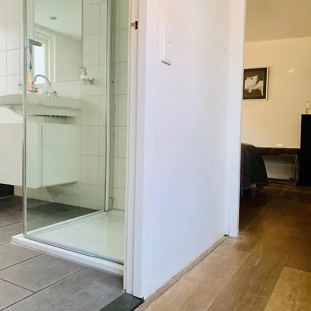 Houseboat-amsterdam 阿姆斯特丹