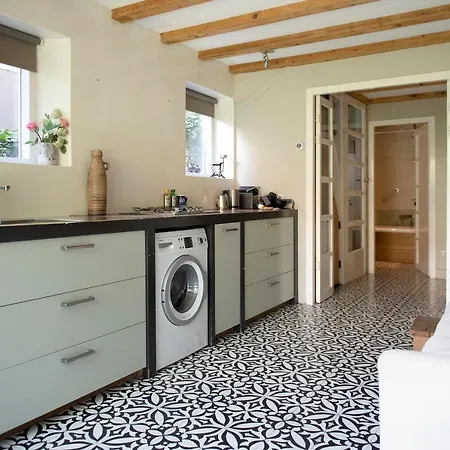 Family House بيت ضيافة 2*