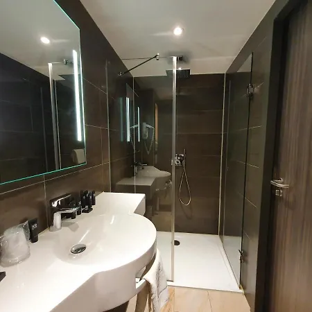 Xo Infinity Hotel Amsterdam