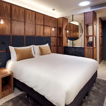 Met Hotel