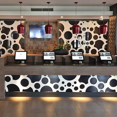 Xo Park West 4*