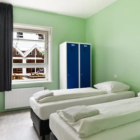 Hans Brinker Hostel
