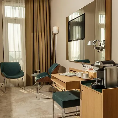 Amadi Panorama Hotel