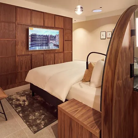 Hotel Met