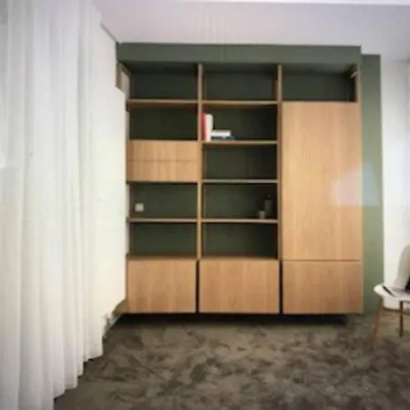 Large And Cosy House On The Water: Free Parking Ferienhaus