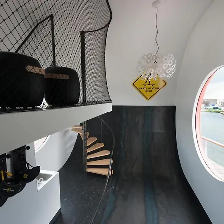 Hotel Botel Amsterdam