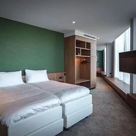 Hotel Der Valk Zuidas -rai 4*