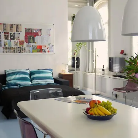Bed & Breakfast Sunny Studio