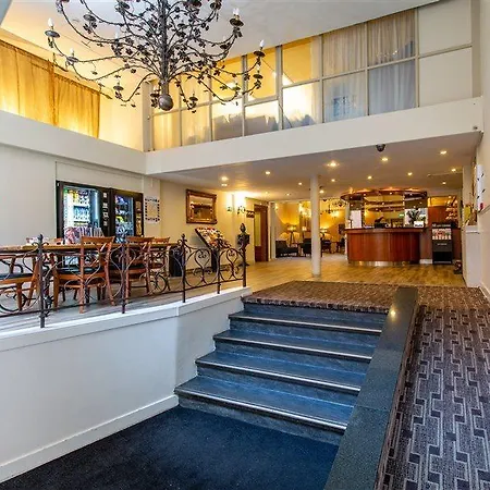 Xo Centre Hotel 3*