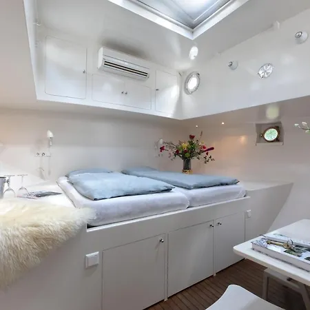 Houseboat Volle Maan Frühstückspension