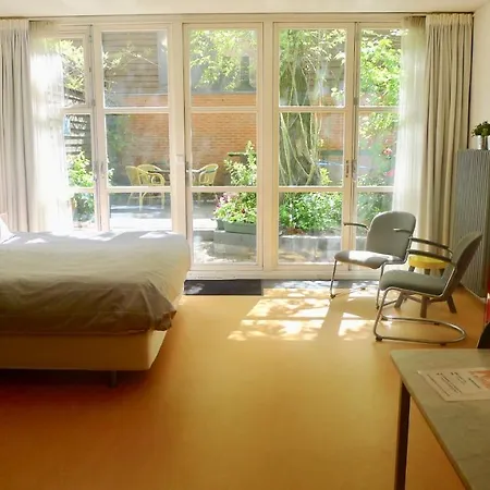 Bed & Breakfast Metropolitan *