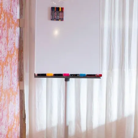 Flo's Atelier - Family B&B *