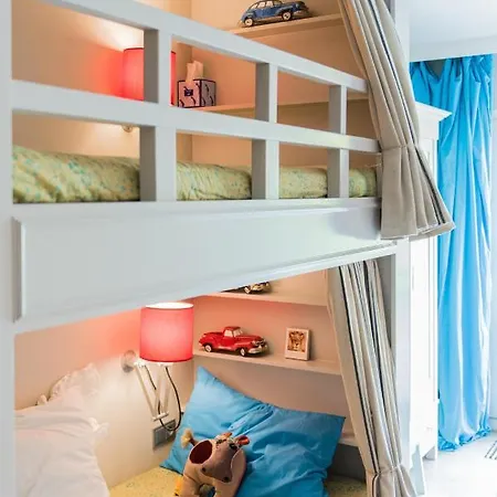 Flo's Atelier - Family B&B *