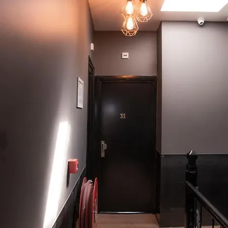 호스텔 사르파티